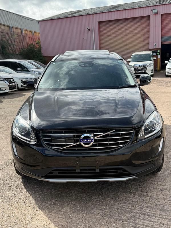 Used Volvo XC60 2017 Black SUV