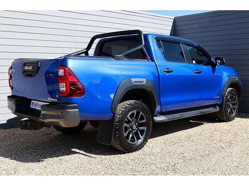 Used Toyota HiLux 204 HP (150 kW) 2021 Blue Pickup