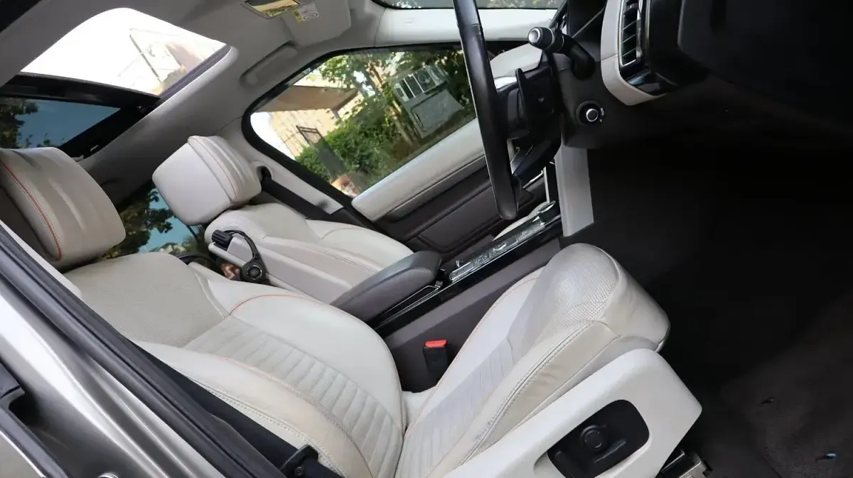 Used Land Rover Discovery HSE Luxury 2018 Silver SUV