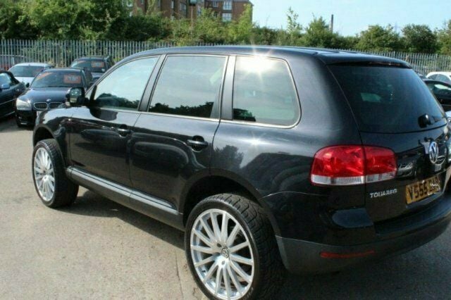 Used 2005 VW Touareg SUV | £7,665 - Image 1/4