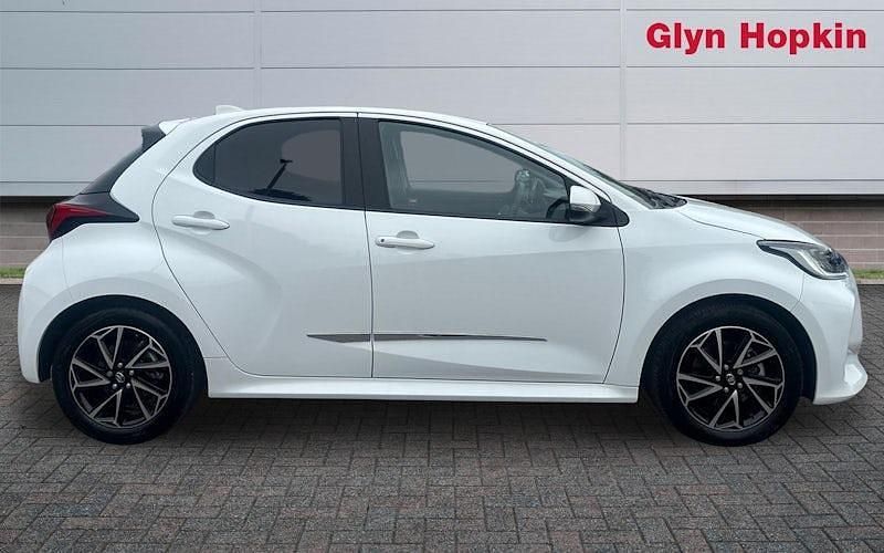 Used Toyota Yaris Hybrid Design 116 HP (85 kW) 2026 Hatchback