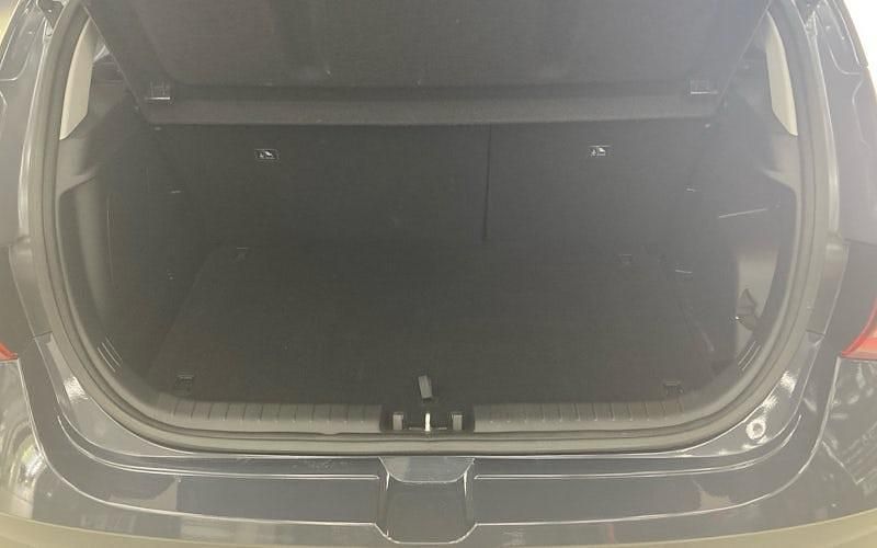 Used Hyundai i20 Premium 101 HP (74 kW) 2023 Other Hatchback