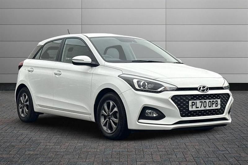 Polar white Used 2020 Hyundai i20 SE Hatchback | £9,995 (Fair price) - Image 1/4