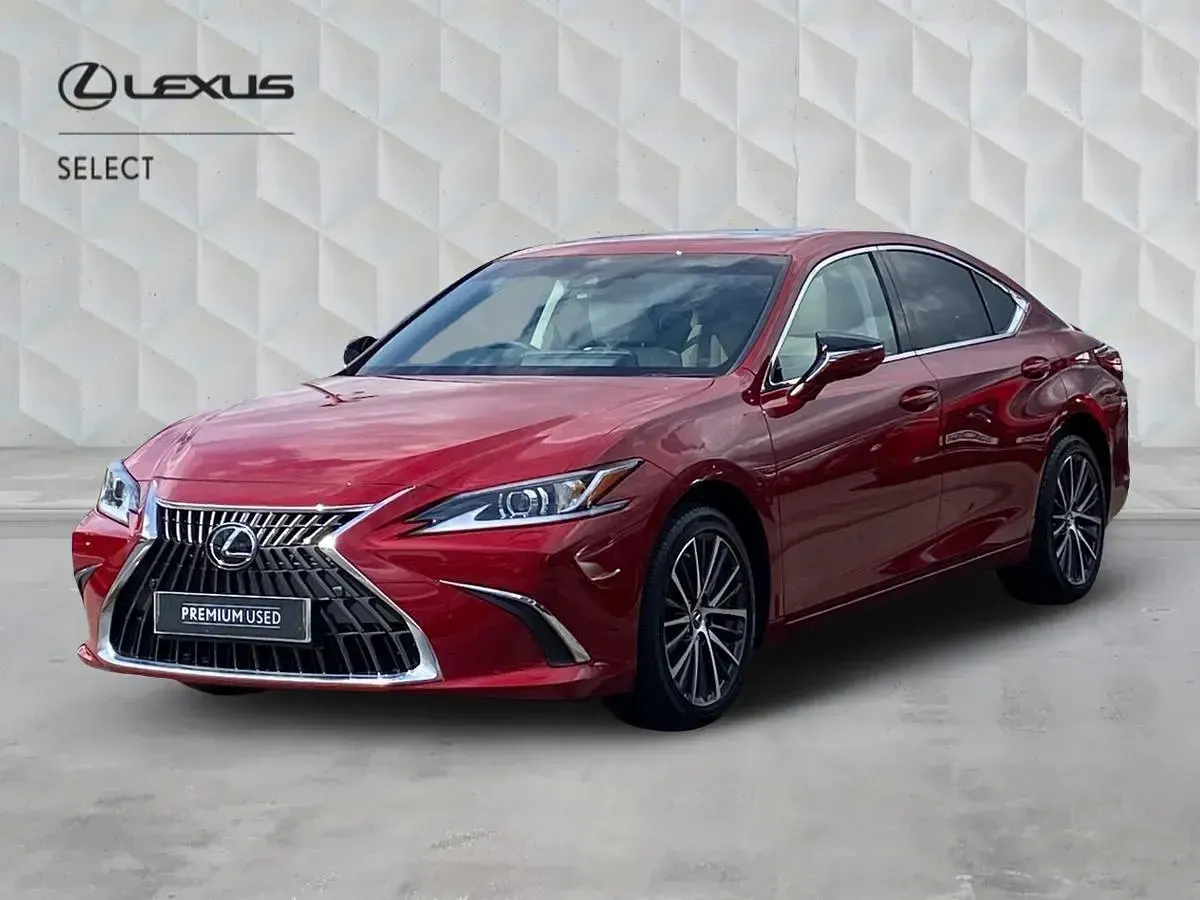 Used Lexus ES300H 2025 Red Sedan
