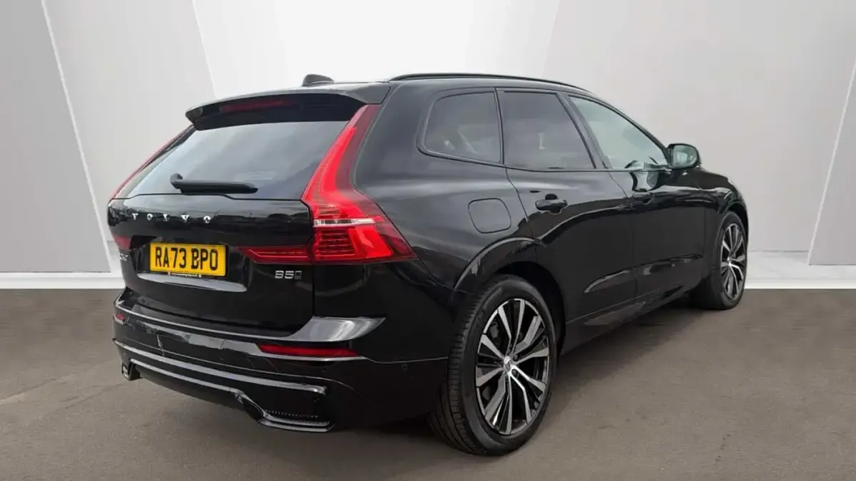 Used Volvo XC60 Ultimate 247 HP (181 kW) 2024 Black SUV