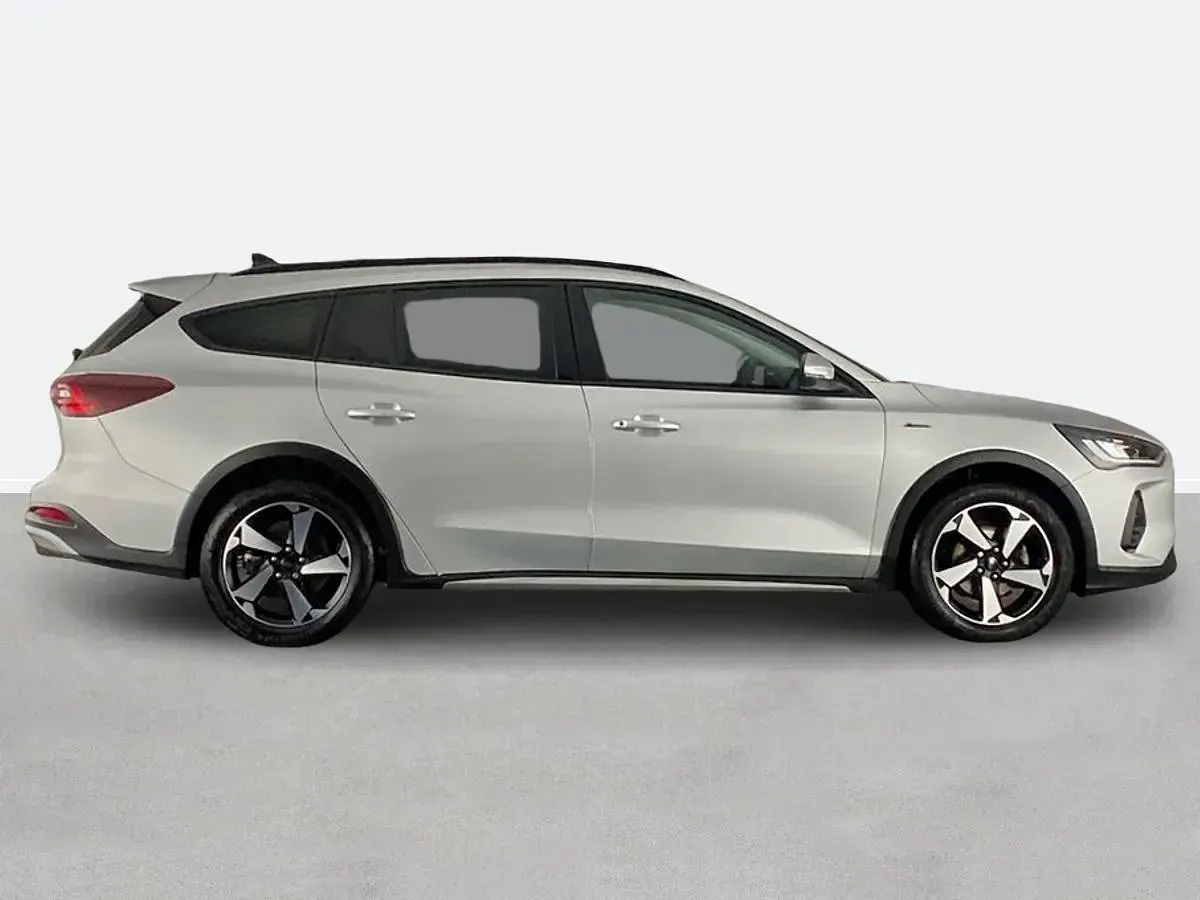 Used Ford Focus Active 125 HP (91 kW) 2024 Silver Estate