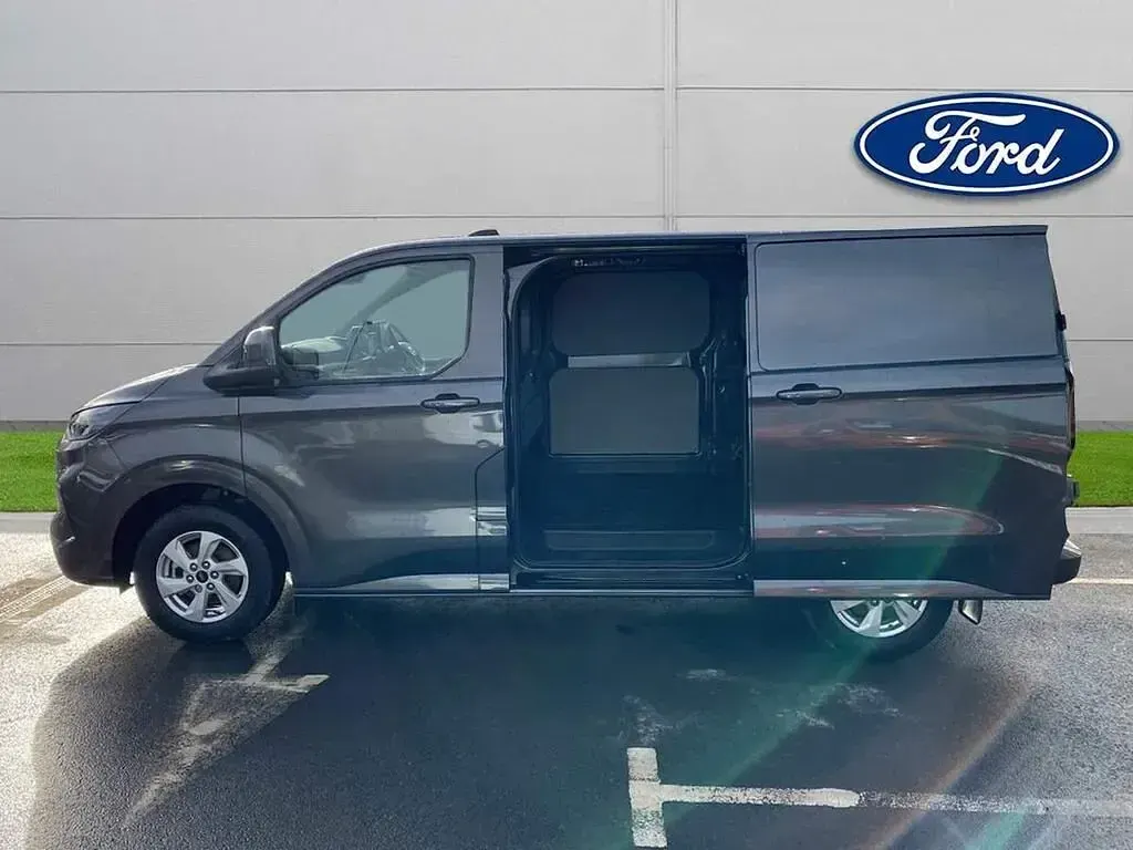New Ford Transit Custom Limited 136 HP (100 kW) 2026 Magnetic grey Van