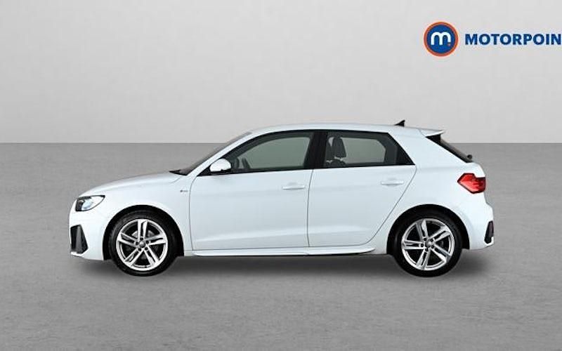 Second-hand Audi A1 Sportback S-Line 116 CP (85 kW) 2026 Hatchback