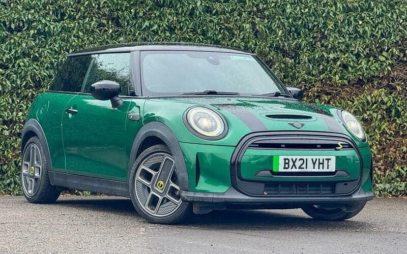Used Mini Cooper Level 2 135 kW (184 HP) 2023 Hatchback