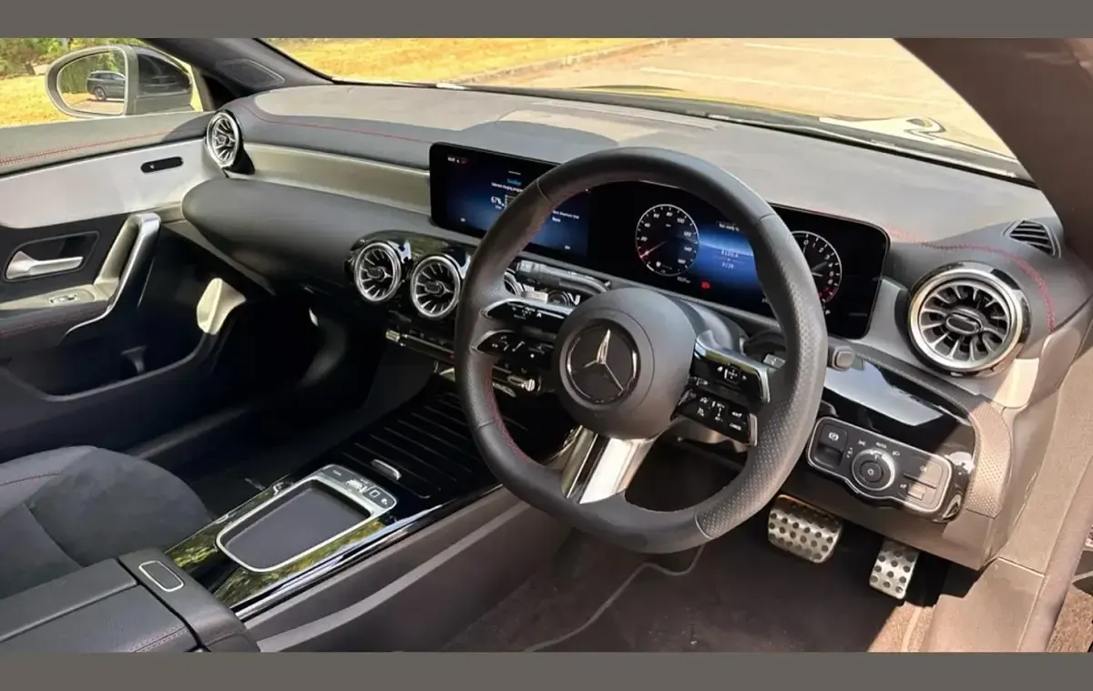 Used Mercedes CLA250 Executive 214 HP (157 kW) 2025 Black Coupe