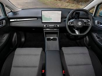 New MG MG4 EV 117 kW (160 HP) 2026 Silver Hatchback