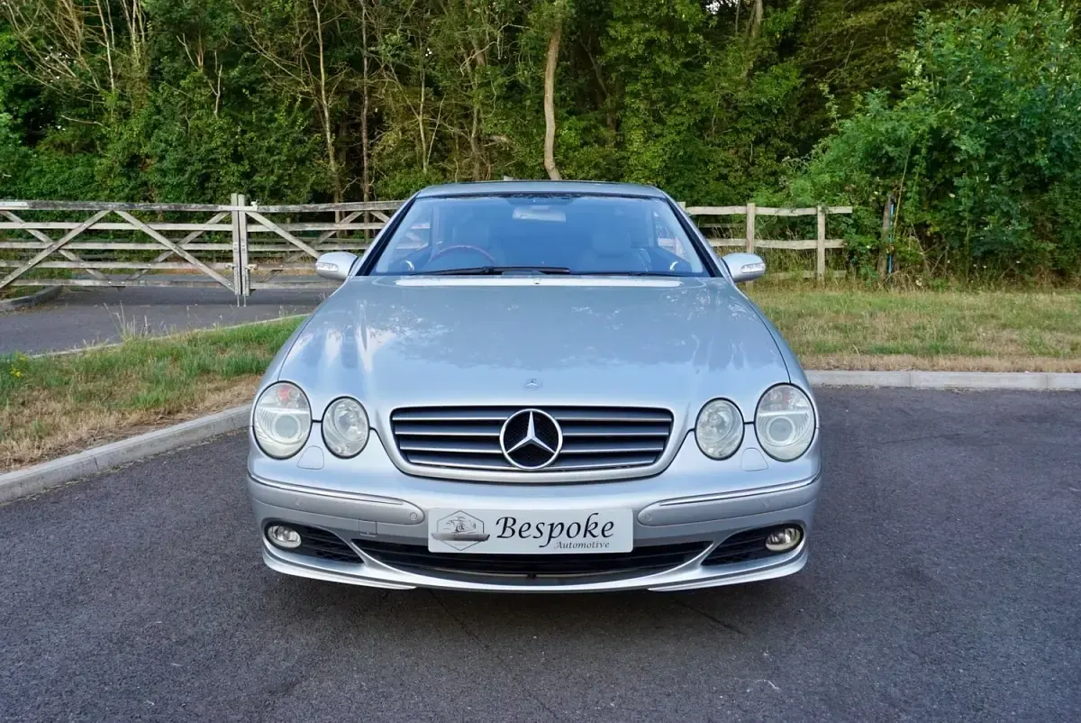 Used Mercedes CL500 302 HP (222 kW) 2026 Silver Coupe