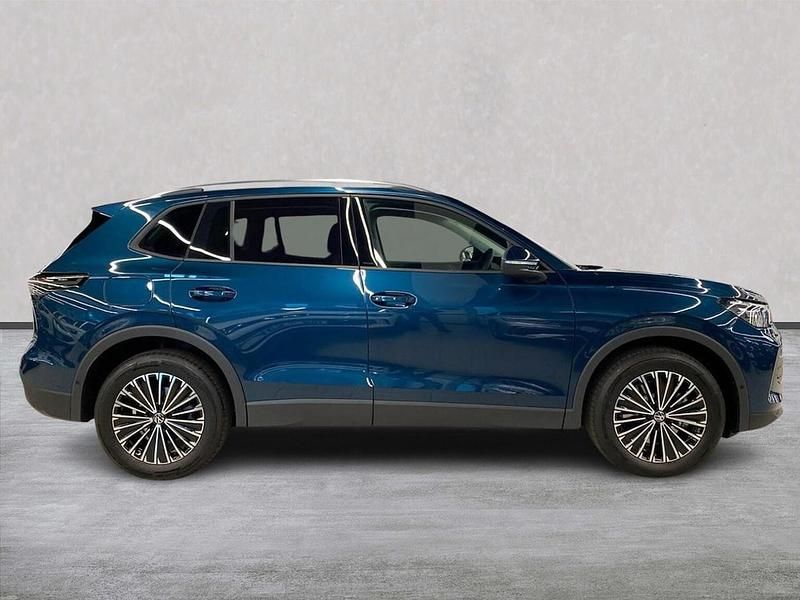Used VW Tiguan Match 150 HP (110 kW) 2025 Blue SUV