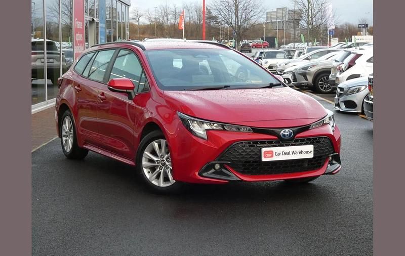 Red Used 2024 Toyota Corolla Sport Estate | £21,199 (Good price) - Image 1/4