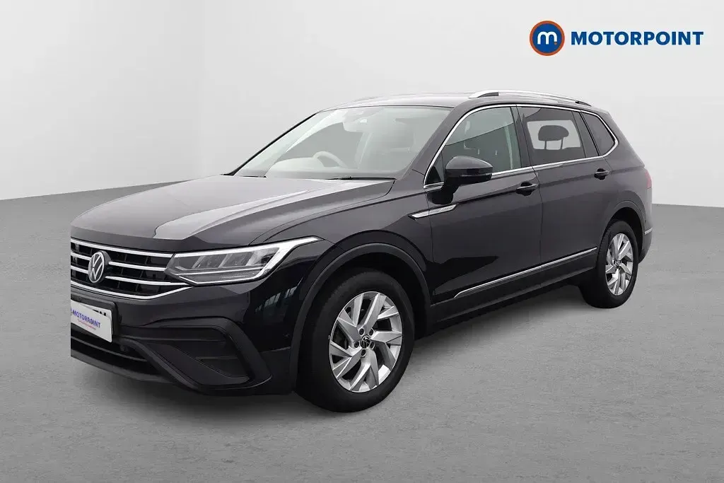 Used VW Tiguan Allspace Life 150 HP (110 kW) 2023 Black SUV