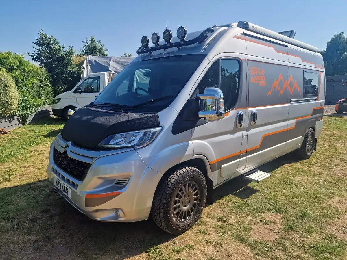 Used Citroën Relay 130 HP (95 kW) 2018 Silver Van