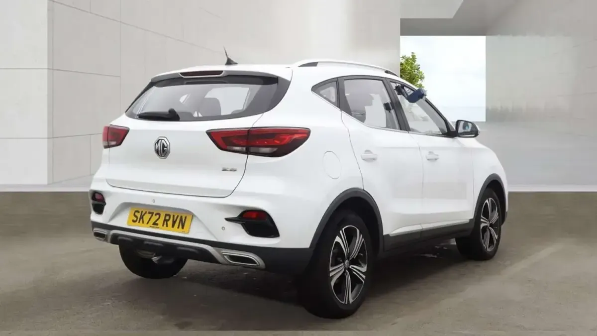 Used MG ZS Excite 106 HP (77 kW) 2023 White SUV
