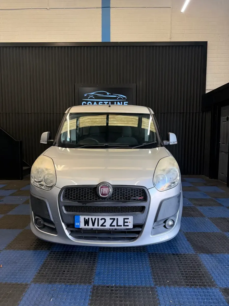 Used Fiat Doblò 105 HP (77 kW) 2012 Silver MPV