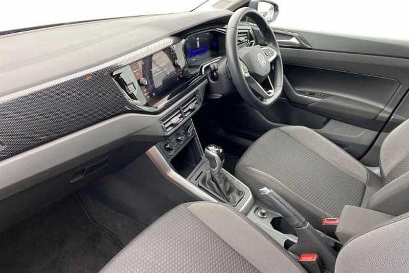 Used VW Polo Life 95 HP (69 kW) 2023 Grey Hatchback