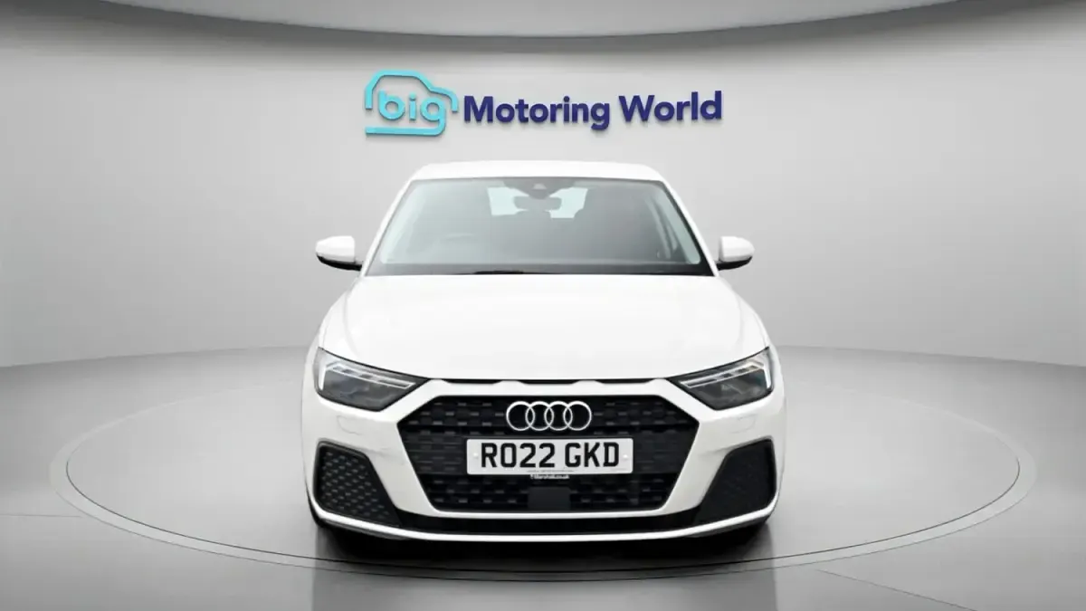 Używany Audi A1 2022 Biały SUV