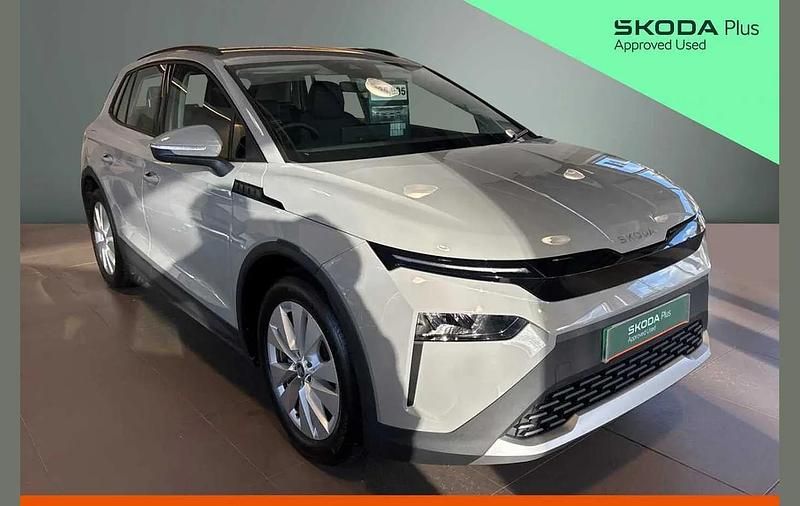 Meteor grey New 2025 Skoda Elroq SE SUV | £25,995 (Fair price) - Image 1/4