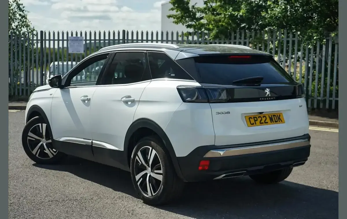 Used Peugeot 3008 GTi 131 HP (96 kW) 2022 White SUV