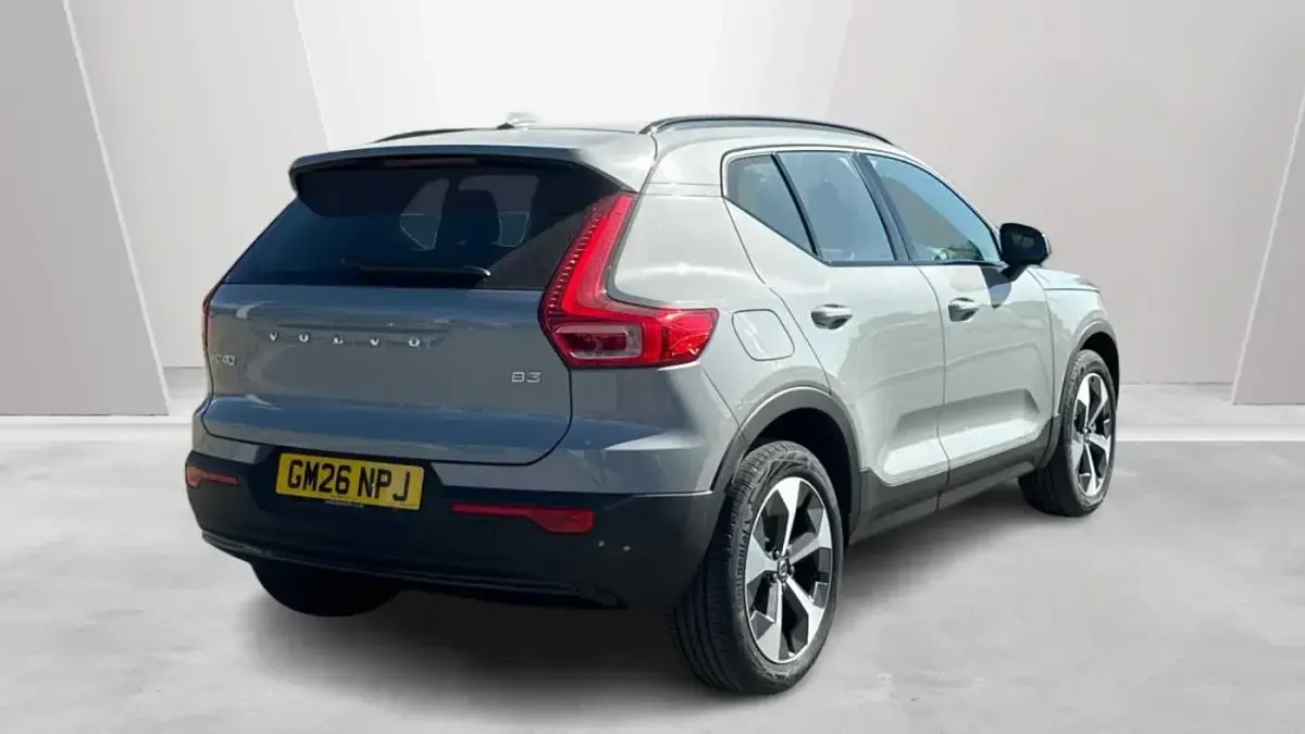 New Volvo XC40 Plus 161 HP (118 kW) 2027 SUV