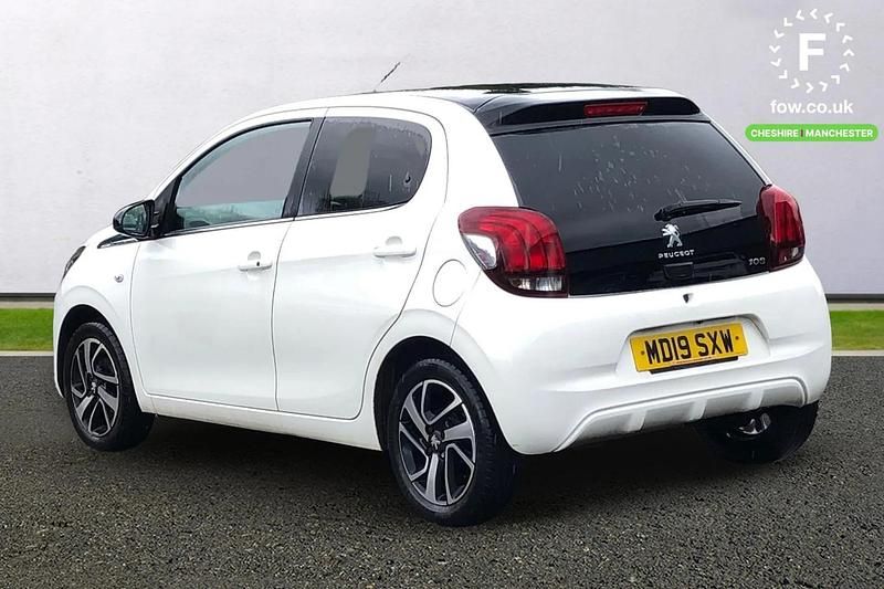 Used Peugeot 108 Allure 72 HP (52 kW) 2019 White Hatchback