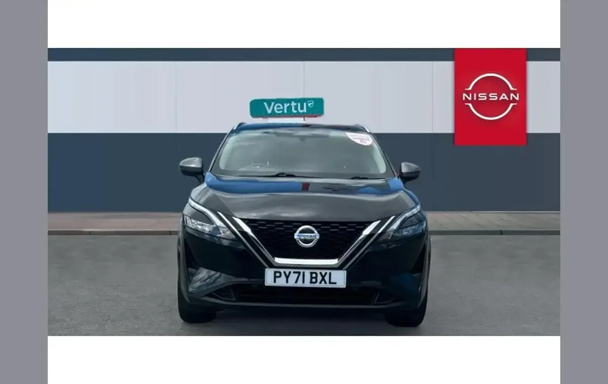 Used Nissan Qashqai N-Connecta 158 HP (116 kW) 2021 Black SUV