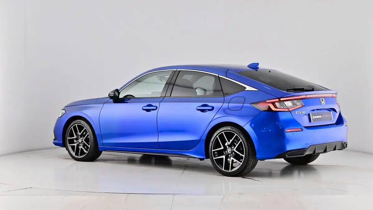 Used Honda Civic Advance 184 HP (135 kW) 2023 Brilliant sporty blue Hatchback