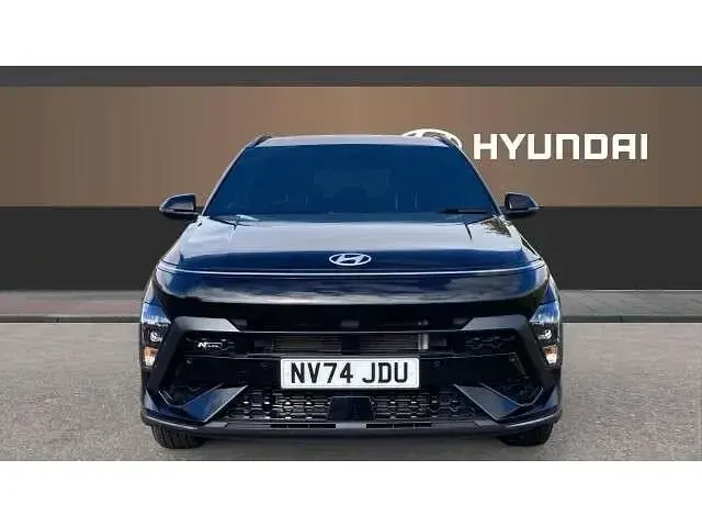 Second-hand Hyundai Kona N Line 100 CP (73 kW) 2024 Negru SUV