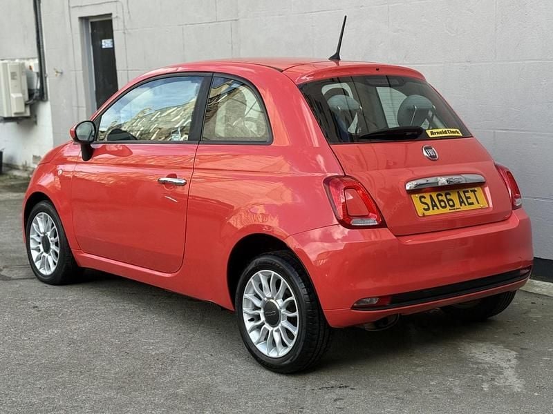 Usado Fiat 500 Pop Star 69 HP (50 kW) 2016 Rosa Citadino