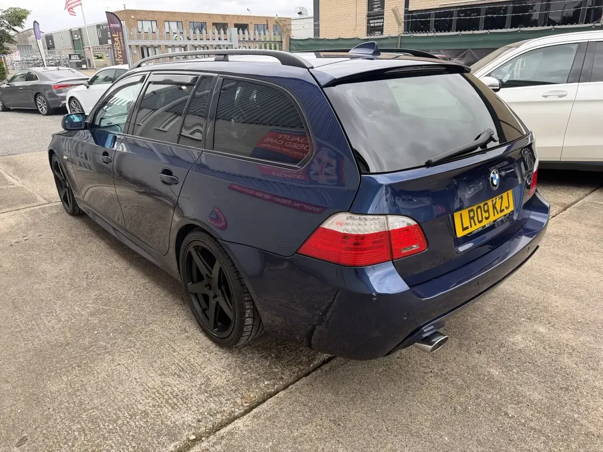 Used BMW 520 M Sport 177 HP (130 kW) 2009 Blue Estate