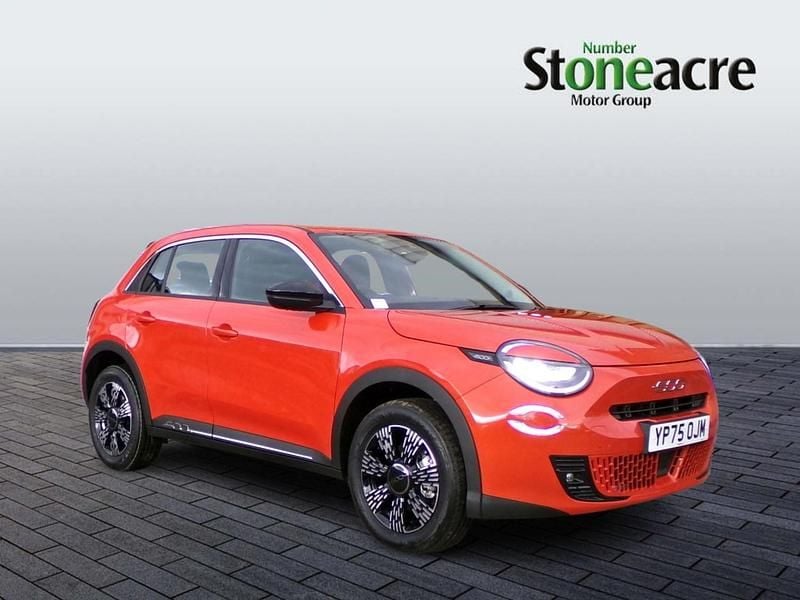 New Fiat 600 136 HP (100 kW) 2025 Orange Hatchback