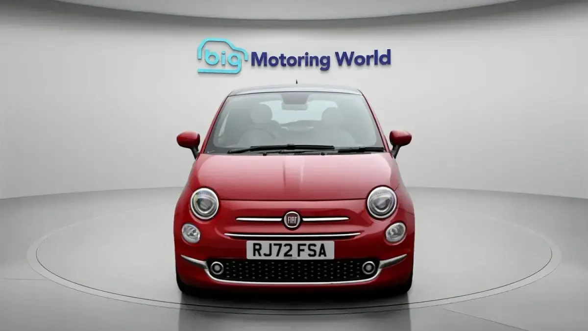 Used Fiat 500 Dolcevita 70 HP (51 kW) 2022 Red Hatchback