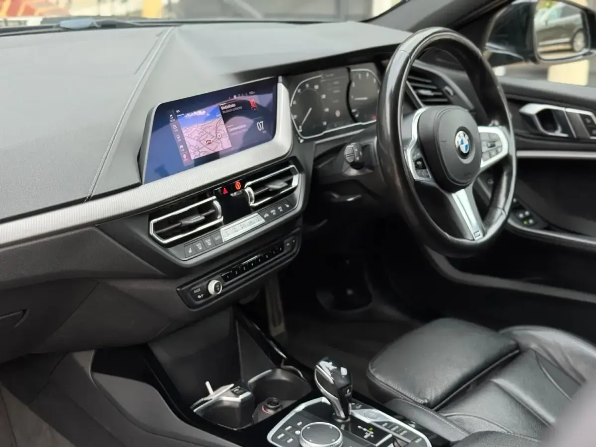 Used BMW 118 M Sport 140 HP (102 kW) 2020 Black Hatchback