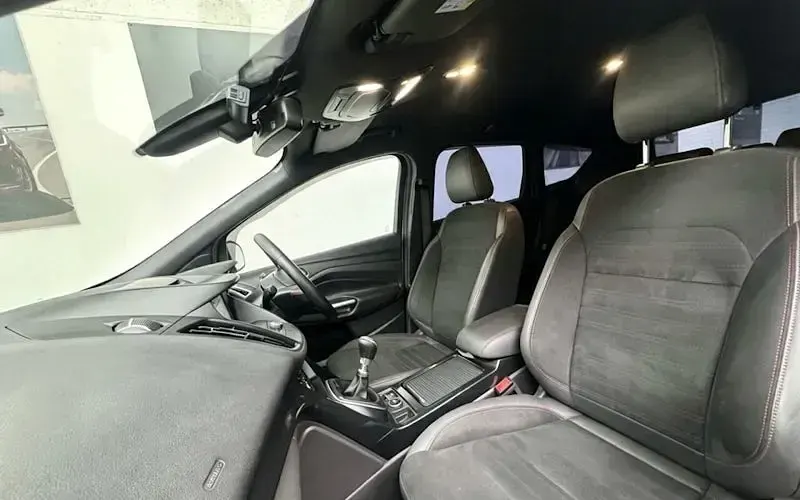 Used Ford Kuga ST-Line 120 HP (88 kW) 2018 Silver SUV