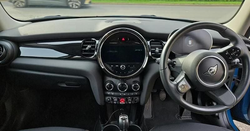 Used Mini Cooper Comfort 136 HP (100 kW) 2021 Blue Hatchback