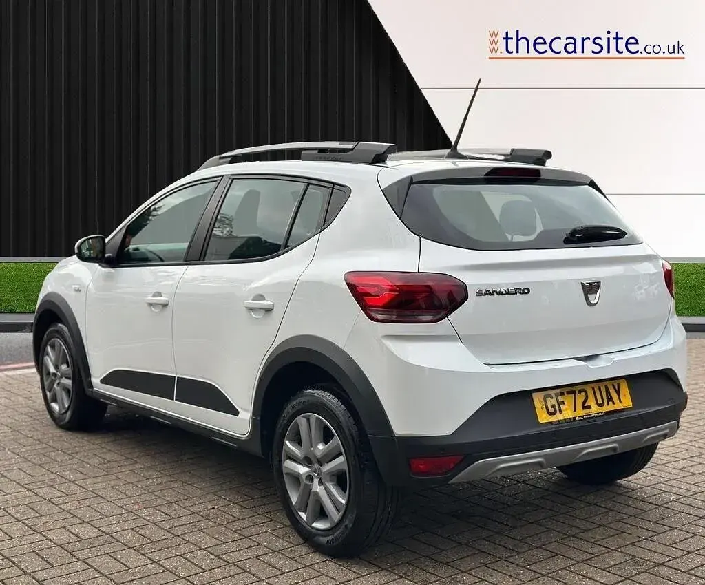 Used Dacia Sandero Comfort 2022 White Hatchback