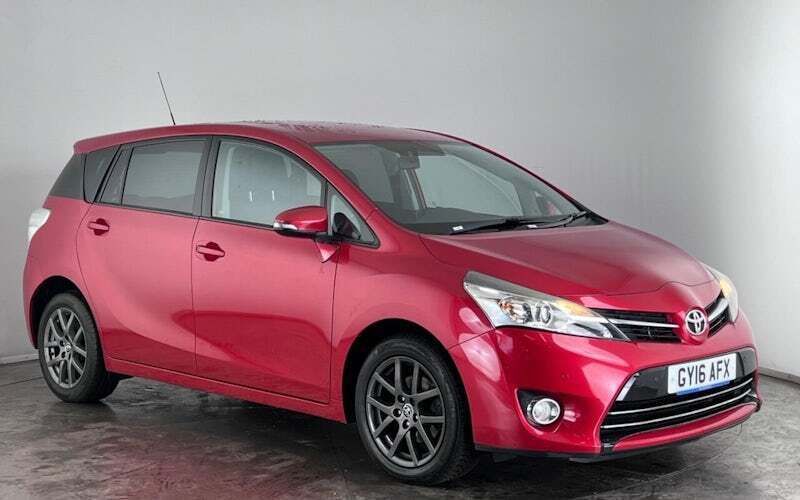 Used 2015 Toyota Verso Trend MPV | £9,700 - Image 1/3