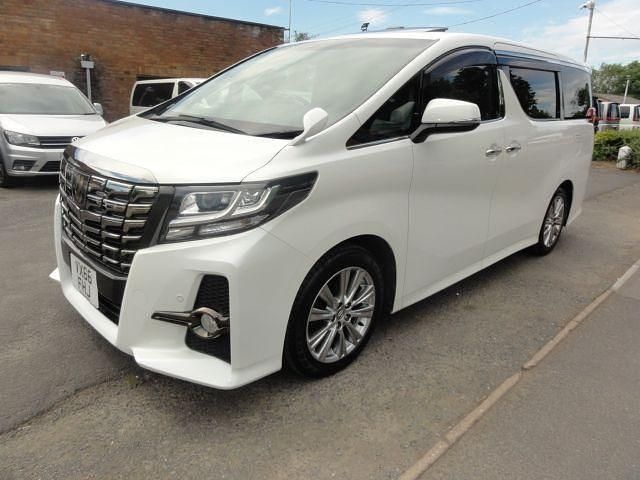 White Used 2001 Toyota Alphard MPV | £26,999 - Image 1/4