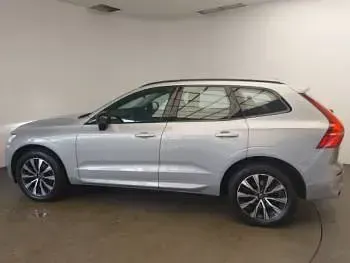 Used Volvo XC60 Plus 197 HP (144 kW) 2023 Silver SUV
