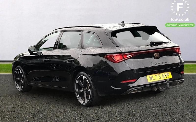 Usado Cupra Leon 150 CV (110 kW) 2024 Negro Familiar