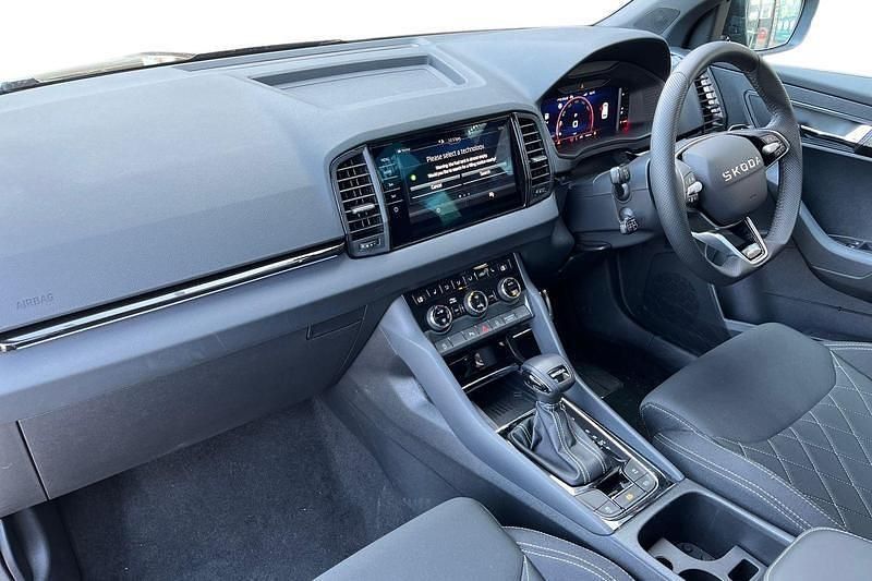 New Skoda Karoq SportLine 147 HP (108 kW) 2025 Black SUV