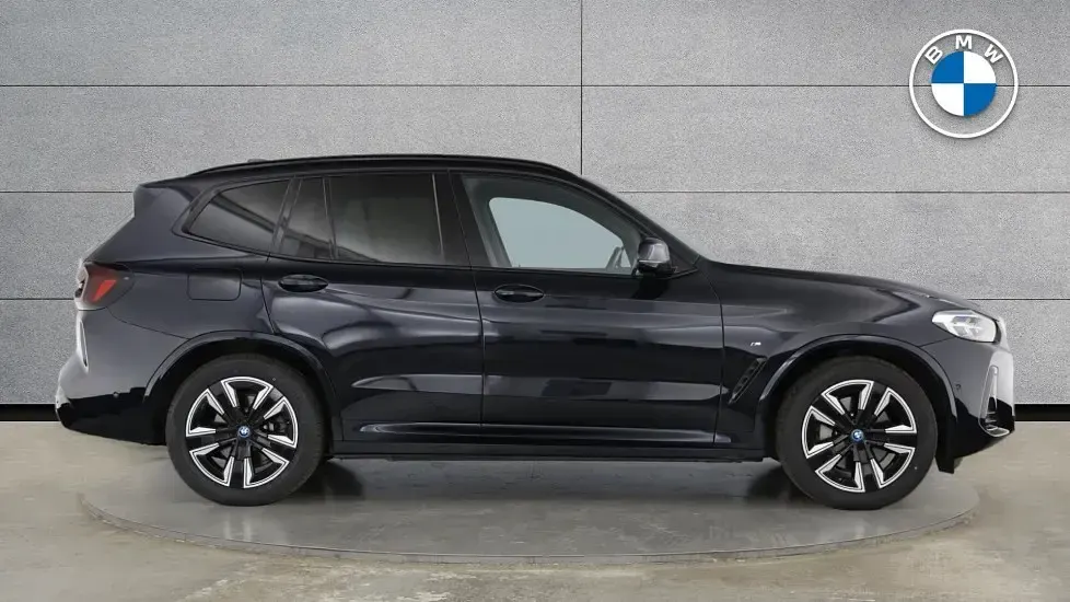 Used BMW iX3 M Sport 207 kW (282 HP) 2023 Black SUV