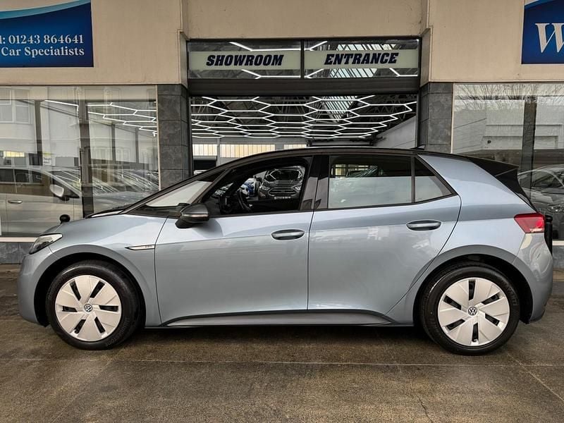 Used VW ID.3 Pro Performance 150 kW (204 HP) 2020 Blue Hatchback