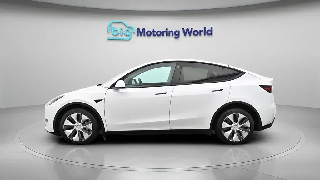 Used Tesla Model Y Long Range AWD 378 kW (514 HP) 2022 White SUV