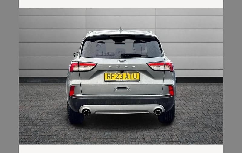 Used Ford Kuga Titanium 150 HP (110 kW) 2023 Solar silver SUV