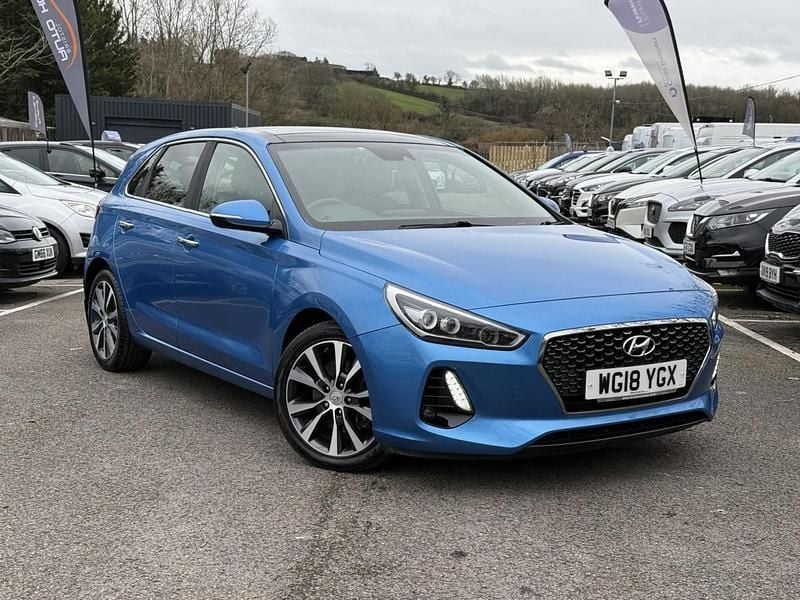 Used Hyundai i30 SE 140 HP (102 kW) 2018 Blue Hatchback