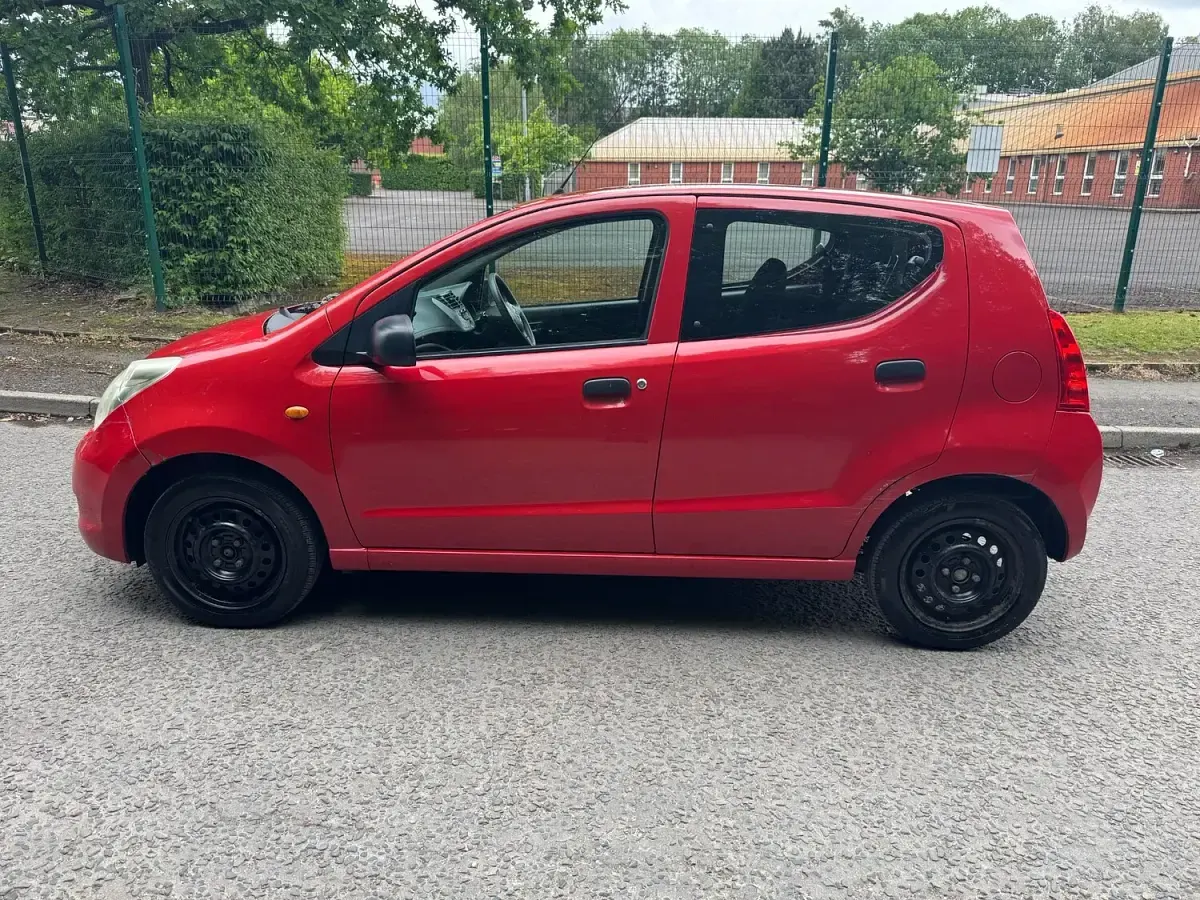 Used Suzuki Alto 2012 Red Hatchback